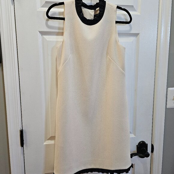 J. Crew Dresses & Skirts - J.Crew Cream Sleeveless Dress with Black Ruffle Trim Size 2